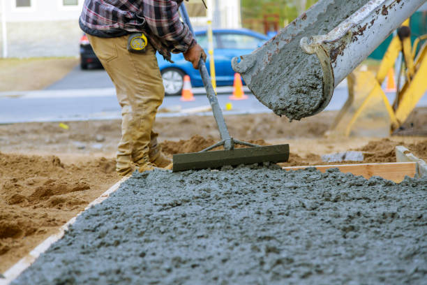 Best Commercial Concrete Services in Golden Glades, FL